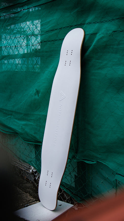 Nothing But Free - Freestyle Deck(White) 43.5"