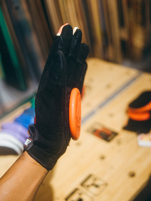 Palmease - Puck risers